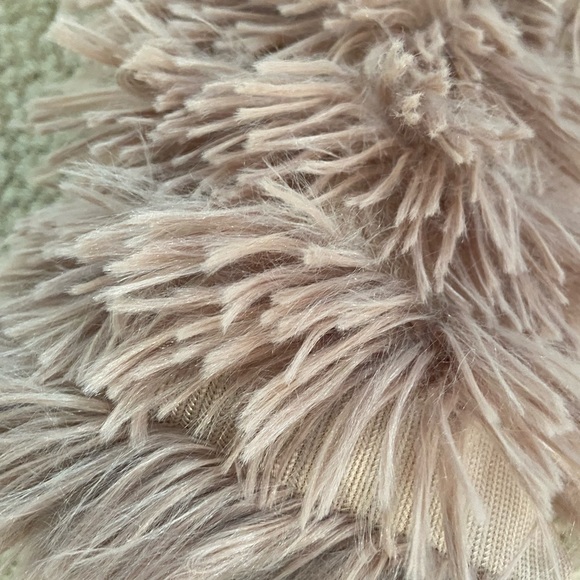 Furry coat great for holidays, nice occasions - Picture 4 of 4